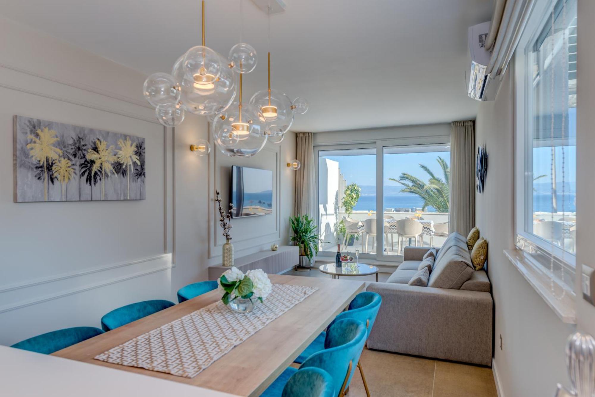 Beachfront Znjan Apartman Split