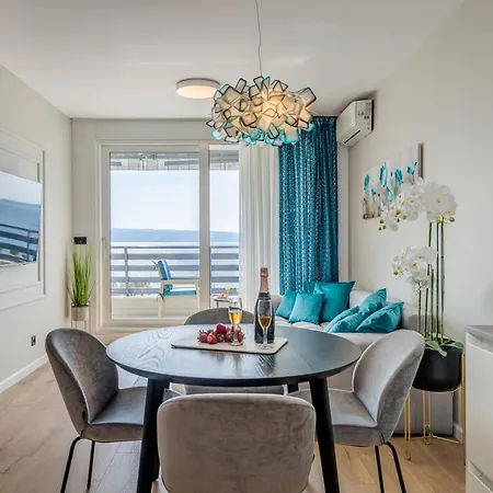 Beachfront Znjan Apartments Split Exterior photo
