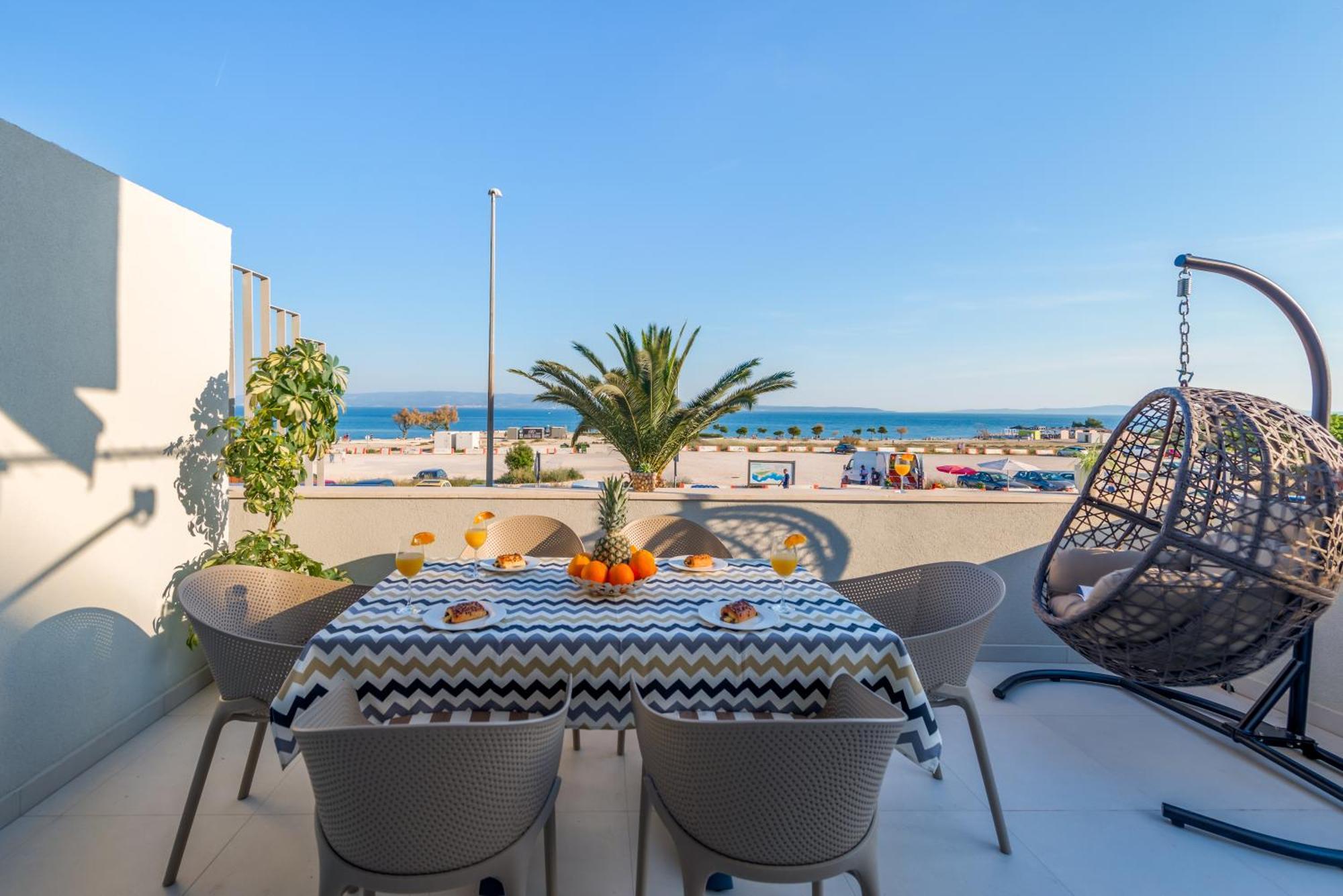 Beachfront Znjan Apartman Split